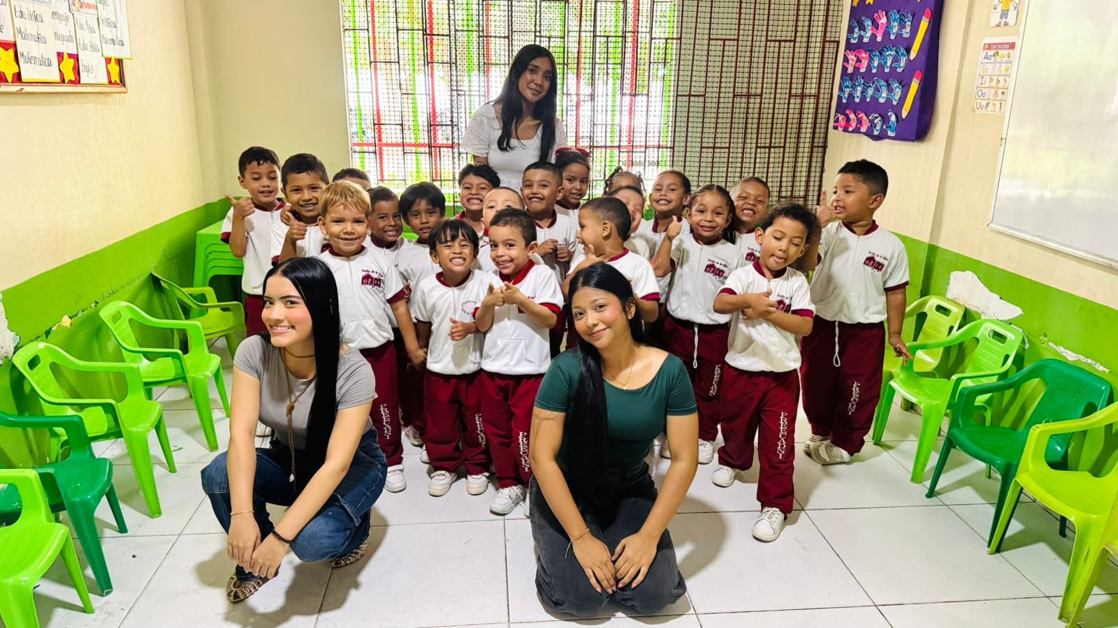 Niños de la Fundación Casita de los Niños durante una actividad